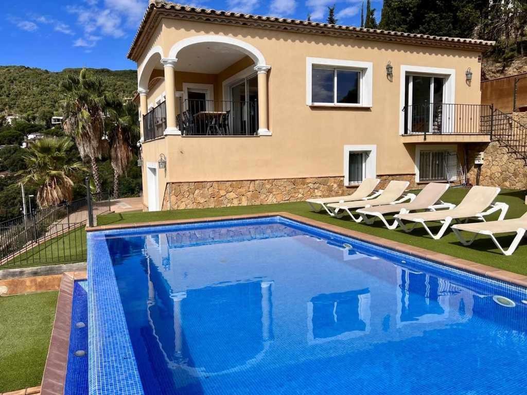 Casa Mas Ambros Con Piscina Desbordante Villa Calonge  Buitenkant foto