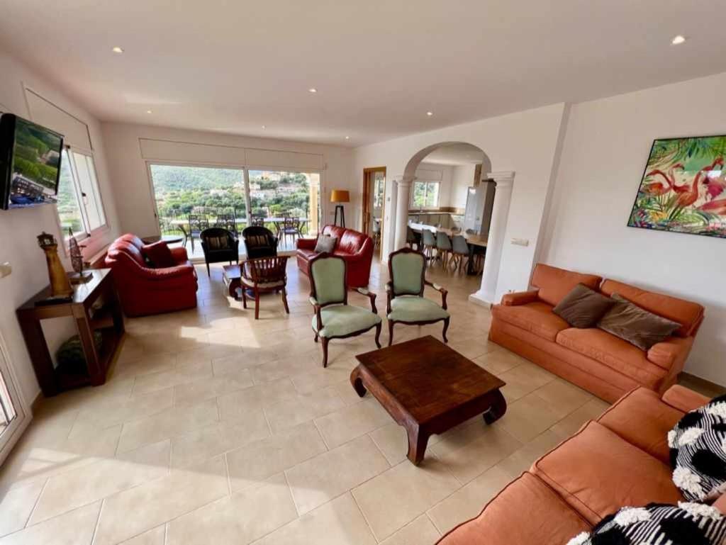 Casa Mas Ambros Con Piscina Desbordante Villa Calonge  Buitenkant foto